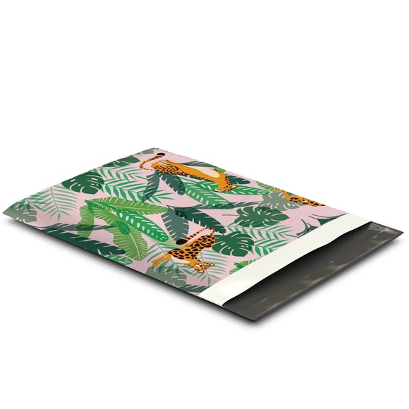 🆑  Cheetahs 🐆 Premium Poly Mailers 10x13 Pack of 25 - Picture 5 of 7